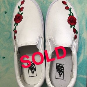 WOMEN 9 VANS SLIP ONS NEW
